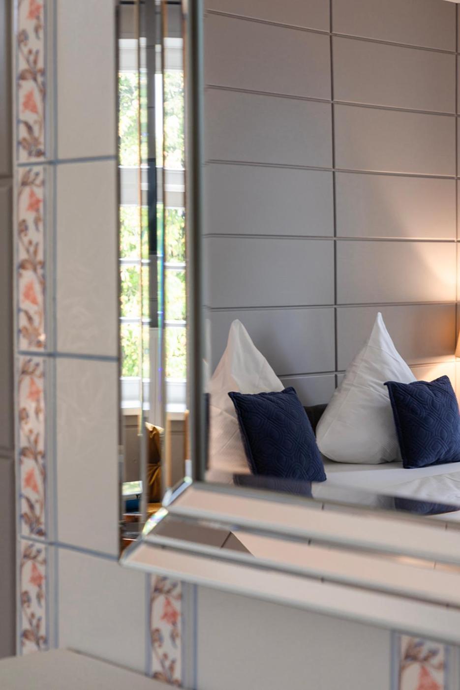 Gutshauszimmer Premium Neu Gaarz Buitenkant foto